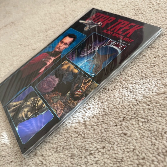 Star Trek Alien Spotlight Comic Collection - Borg, Vulcan, Klingons, Q, Romulans - Picture 7 of 10